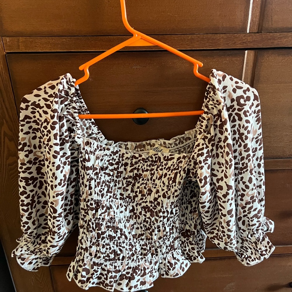 Spotted shirt from dry goods